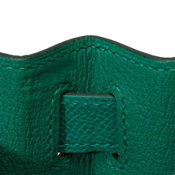 HERMES New Kelly 28 sellier handbag strap in Vert Jade Epsom leather, GHW - Picture 8 of 12